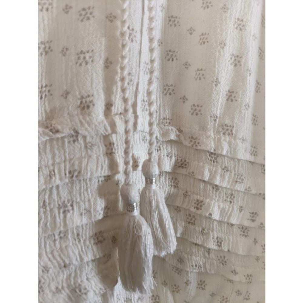 AMERICAN Eagle Ivory Detailed Blouse - Picture 4 of 11